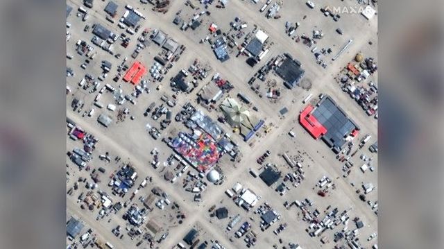 Фестиваль Burning Man 2019 показали з космосу: видовищні кадри - фото 351622