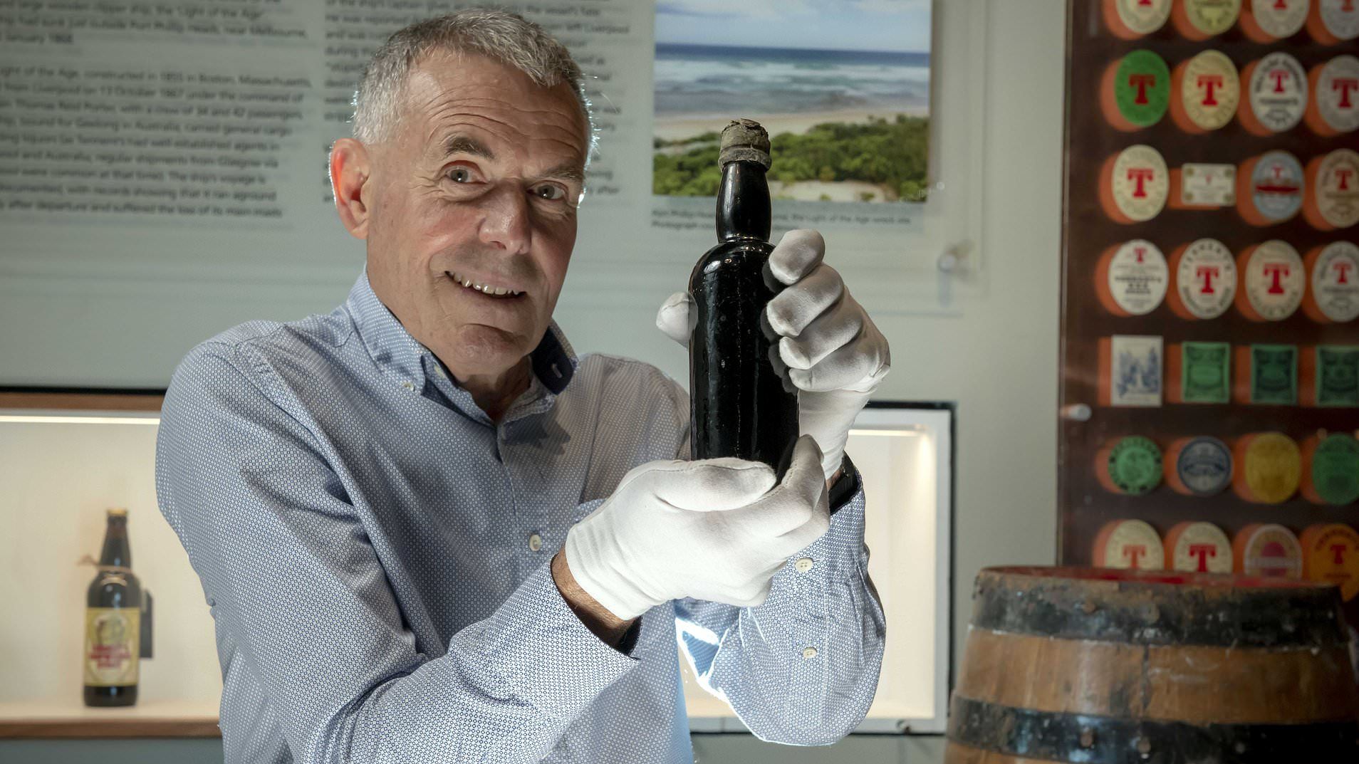 Цікава знахідка водолаза потрапила до музею (фотофакт)