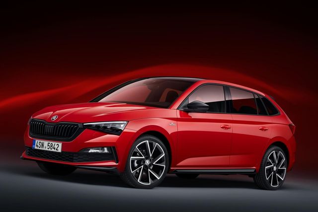 Skoda Scala отримала 'ралійну' версію - фото 351878