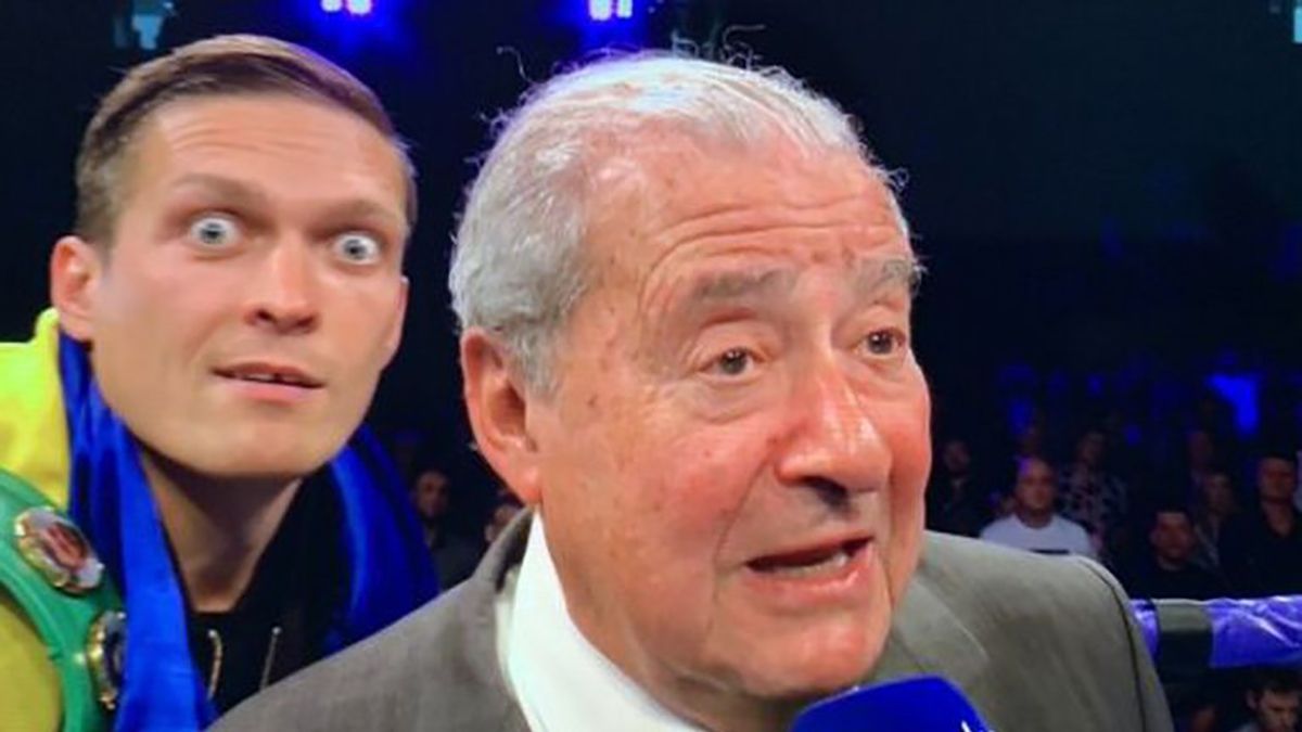 Усик епічно увірвався в прямий ефір після перемоги Ломаченка (відео)