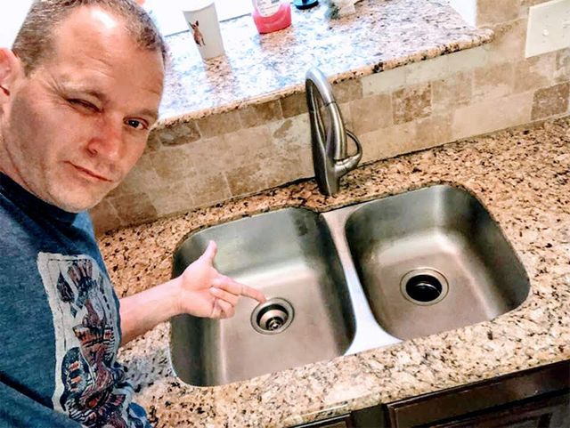 Що заводить жінок: хлопець зробив сексуальні фото для коханої і став зіркою - фото 352053