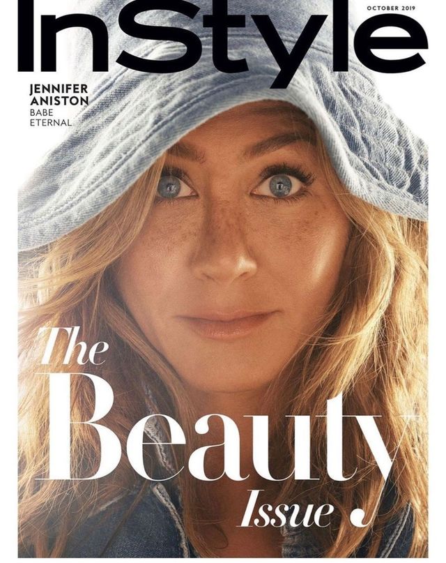 Дженніфер Еністон здивувала омолодженим обличчям - фото 352723