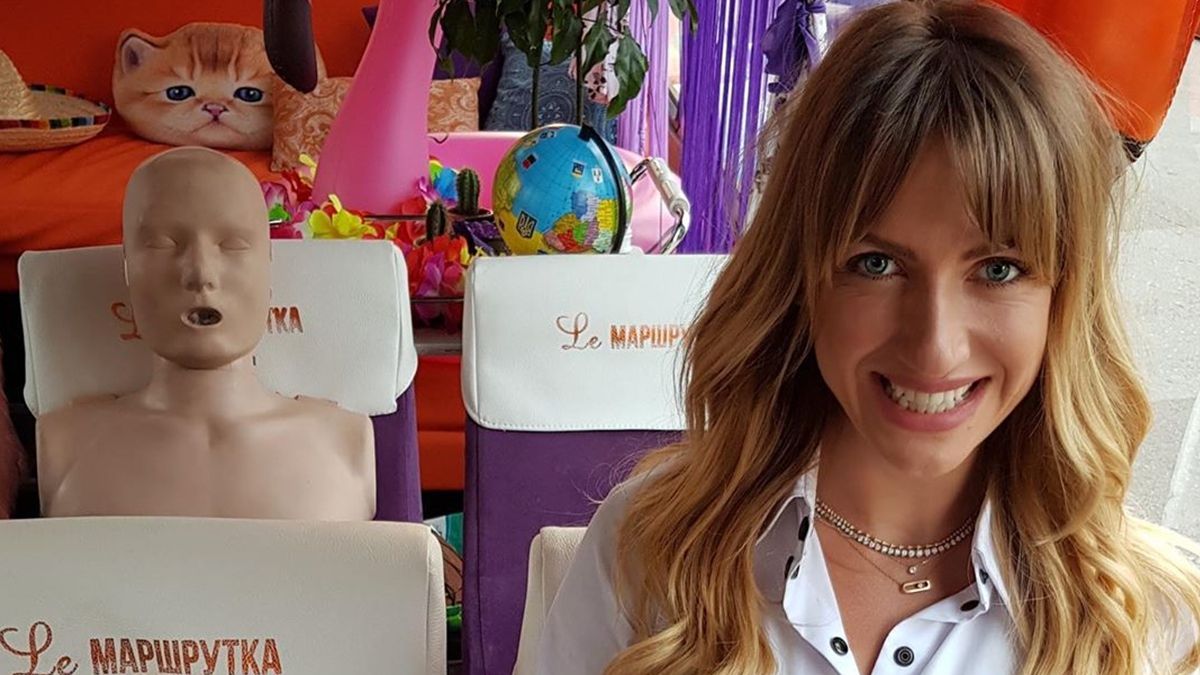 Леся Нікітюк побувала на заводі в Маріуполі: оригінальне фото