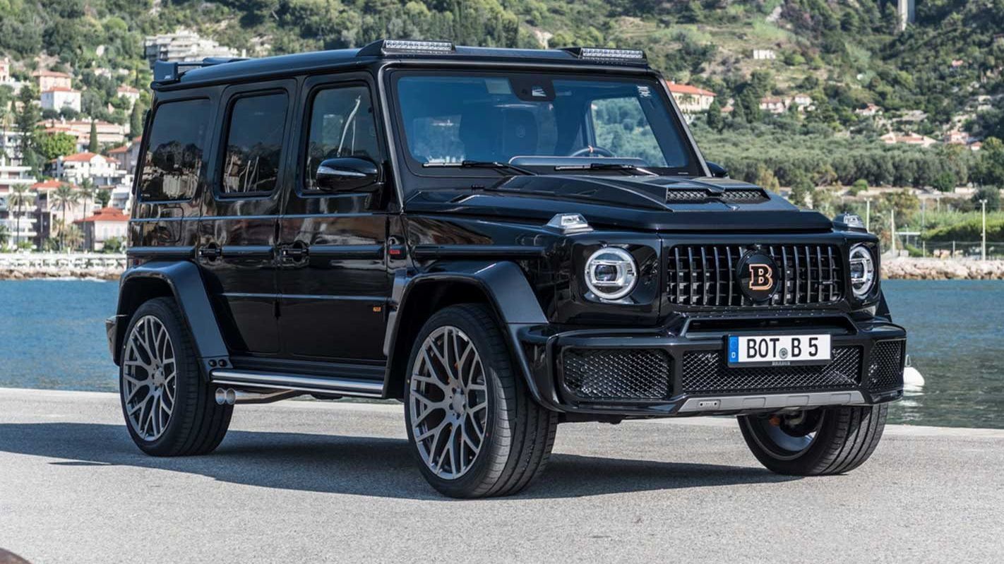 У Києві з'явився новий Mercedes "кубик": фото