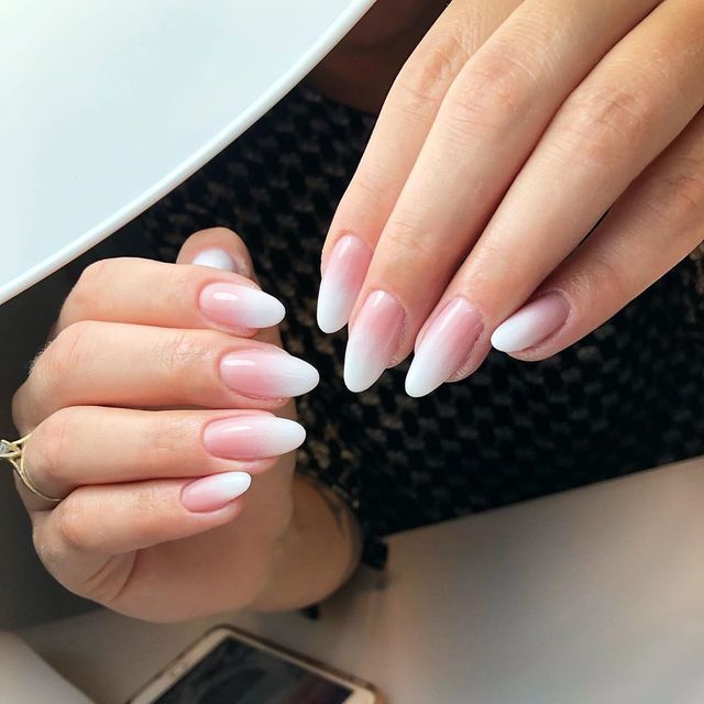 Манікюр на осінь 2025: модні тренди дизайну нігтів у фото - фото 352862