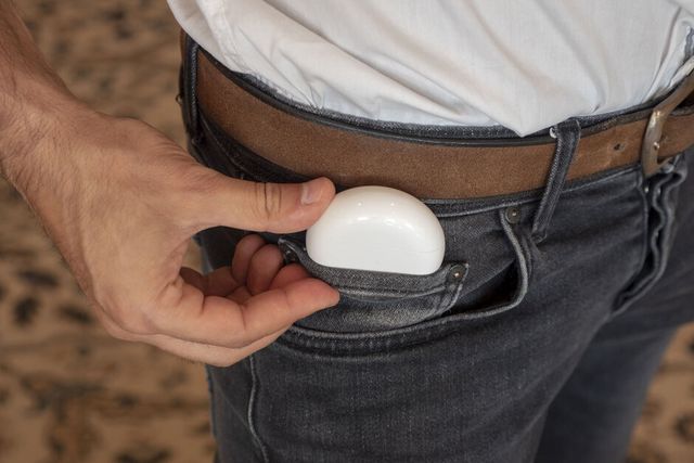 Представлено Huawei FreeBuds 3: так виглядає справжній конкурент AirPods - фото 352956