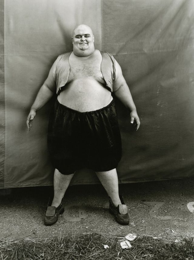 Заради цих знімків фотограф подорожував з бродячим цирком - фото 353230