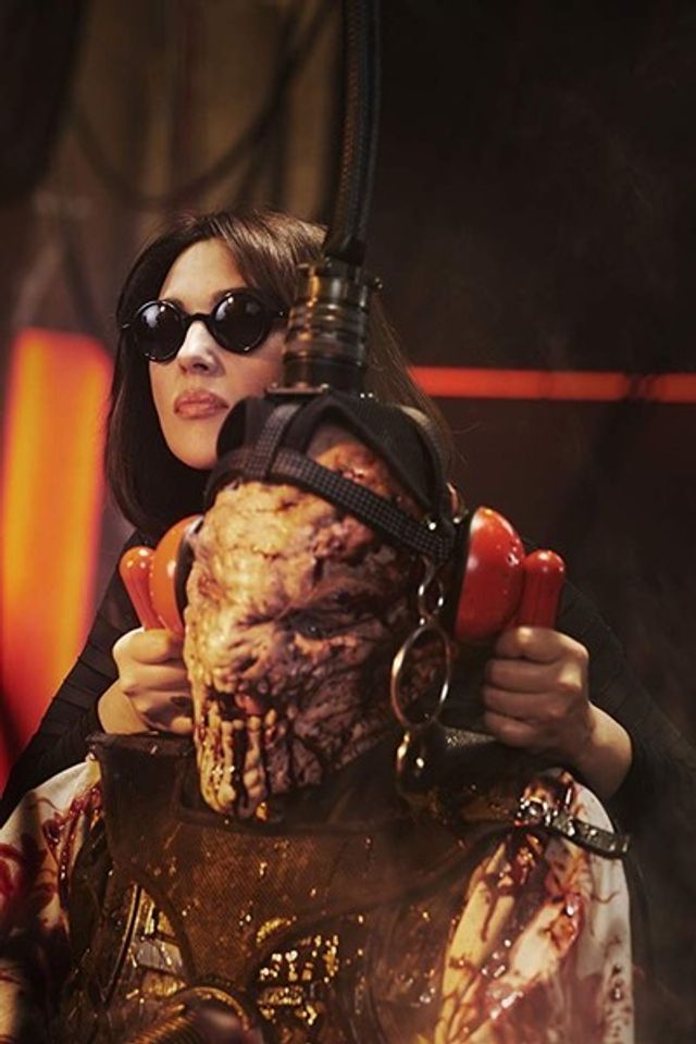 Моніка Белуччі приголомшила образом спокусливого демона - фото 353295