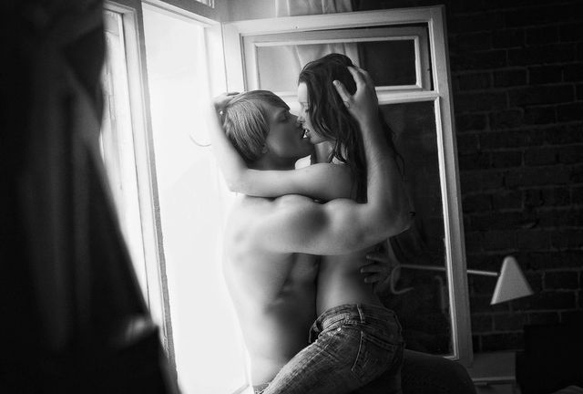 Часто люди просто хочуть знову відчути себе бажаними - фото 353418