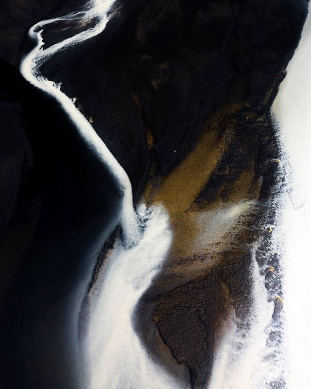 Неймовірні фото Ісландії, які надихають на мандри - фото 353524