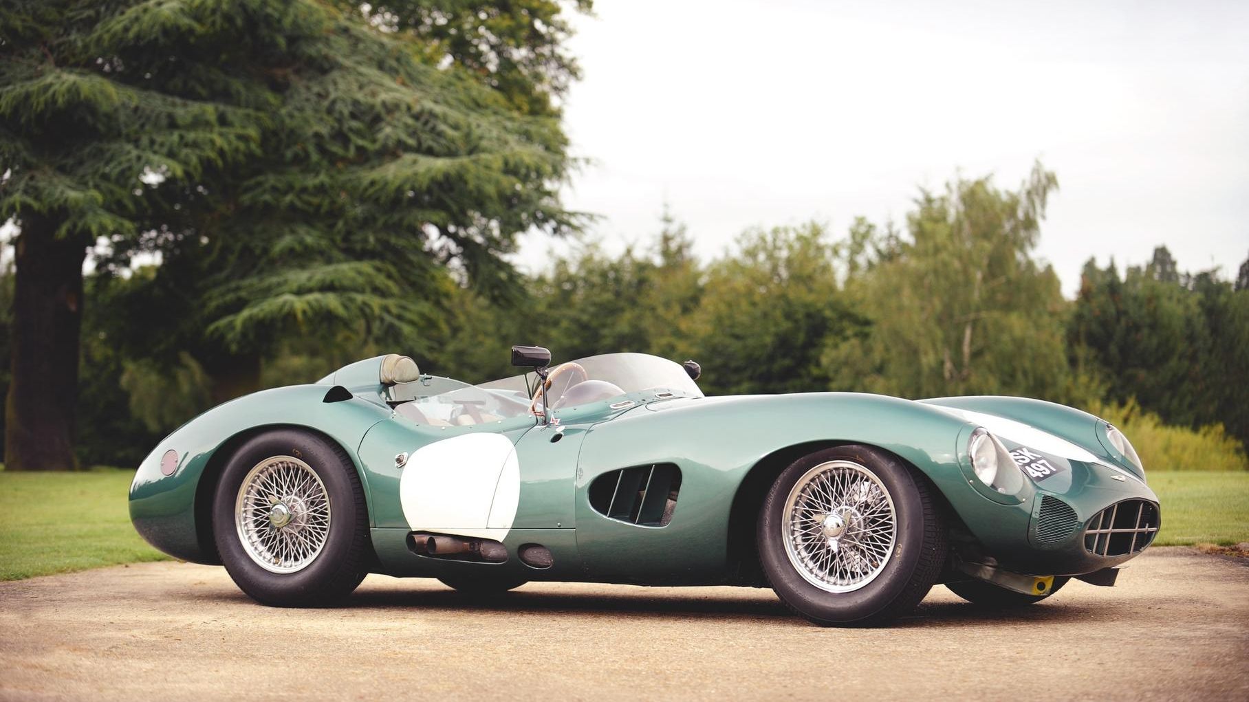 Історичний Aston Martin DBR1 – абсолютний чемпіон 24 годин Ле-Мана - фото 1