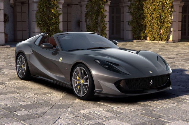 Ferrari представила найпотужніший у світі родстер - фото 353769