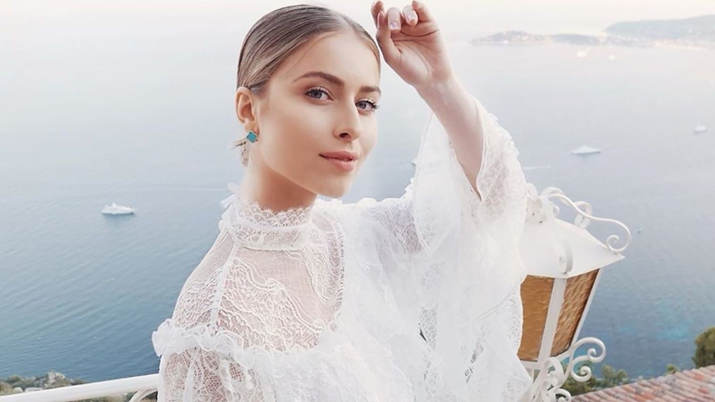 Онучка Ротару захопила Нью-Йорк своєю вродою