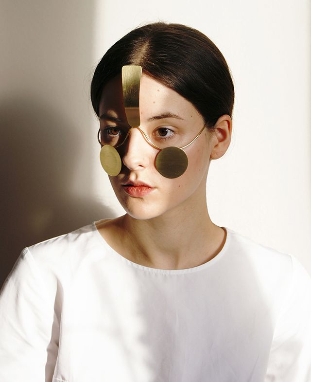 Ця прикраса робить обличчя невидимим для системи розпізнавання (фото) - фото 353871