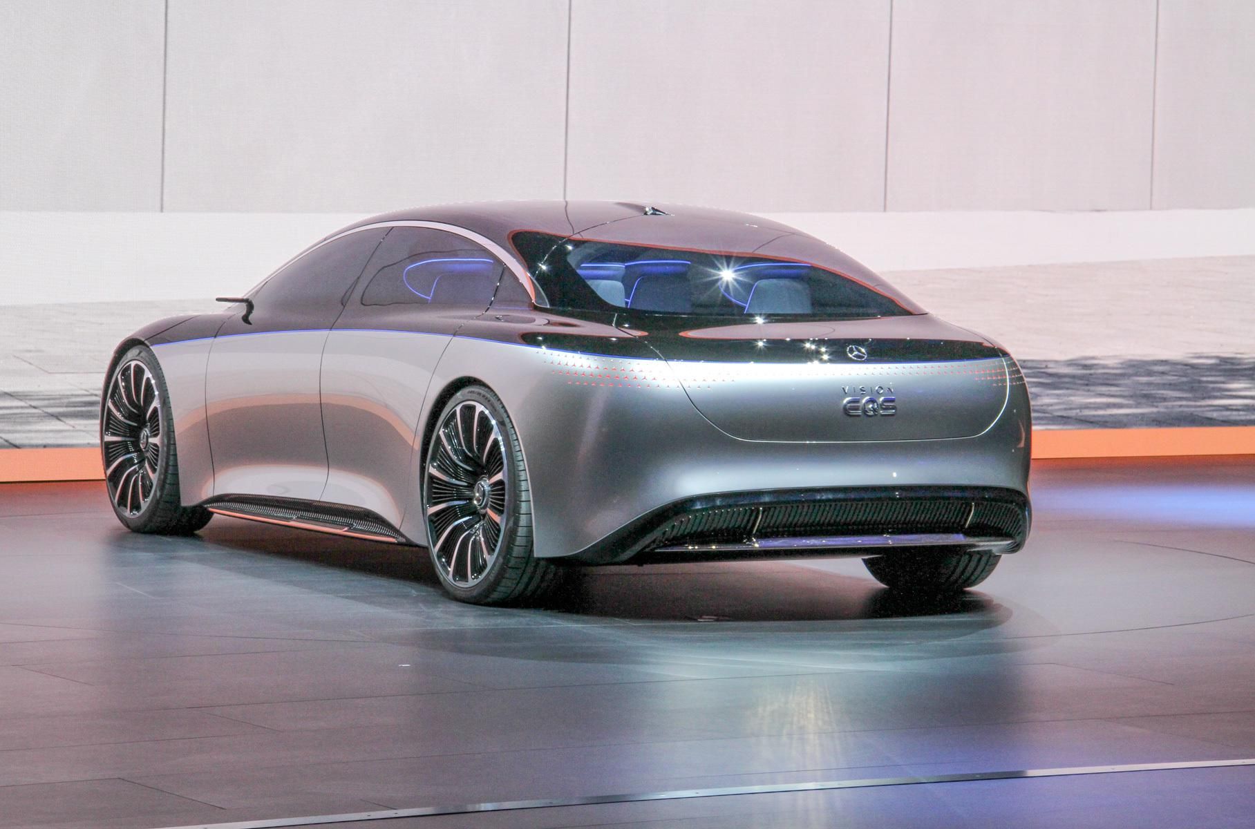 Mercedes-Benz Vision EQS став уособленням майбутнього S-класу - фото 1