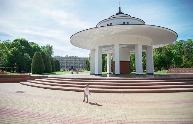 Куди поїхати восени в Україні: ТОП 7 маршрутів для осіннього відпочинку - фото 353970