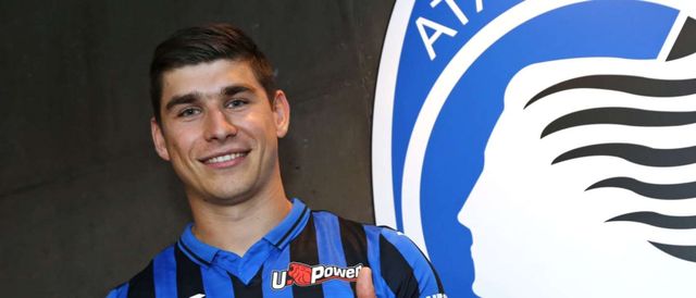 Названі зарплати зірок збірної України - фото 354151