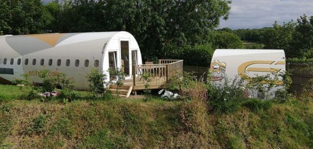 Старий літак перетворили на атмосферний готель - фото 354293