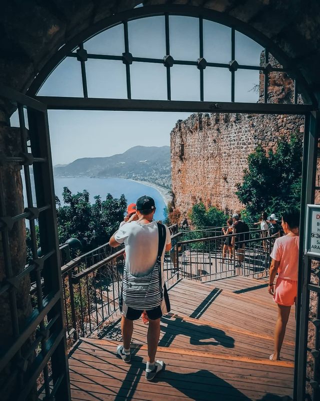 Студент робить на смартфон ефектні фото Туреччини - фото 354390