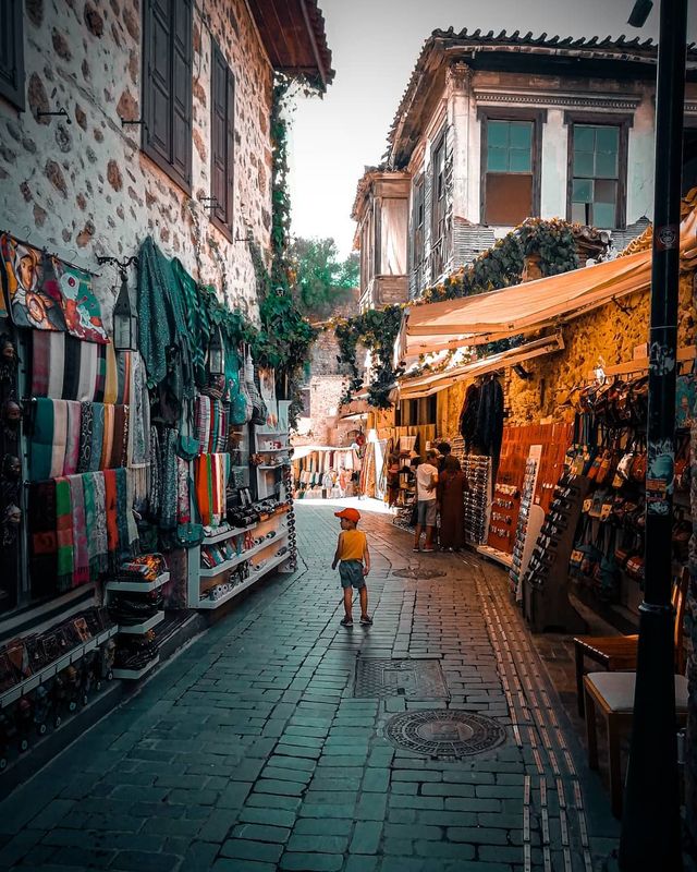 Студент робить на смартфон ефектні фото Туреччини - фото 354395