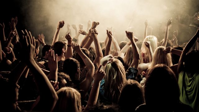 Екстравертам легше запам'ятовувати незнайомців - фото 354499