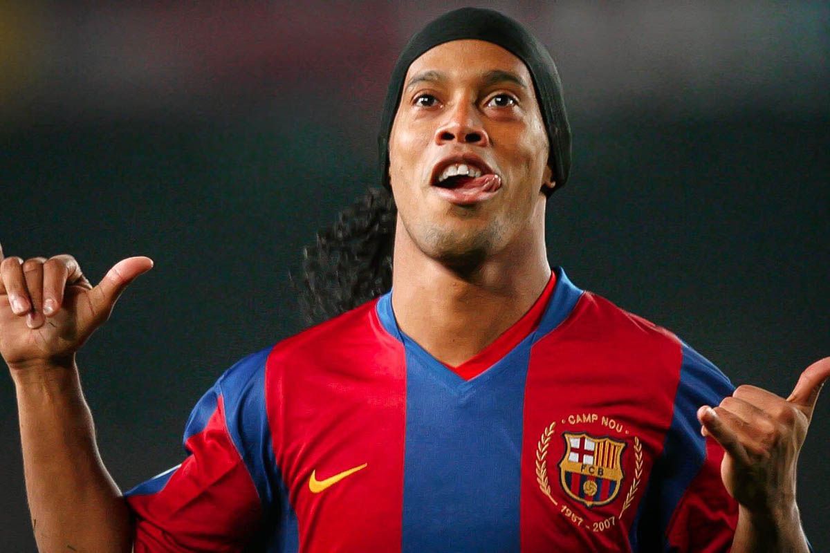 Легендарний Роналдіньо повертається у футбол: перші подробиці