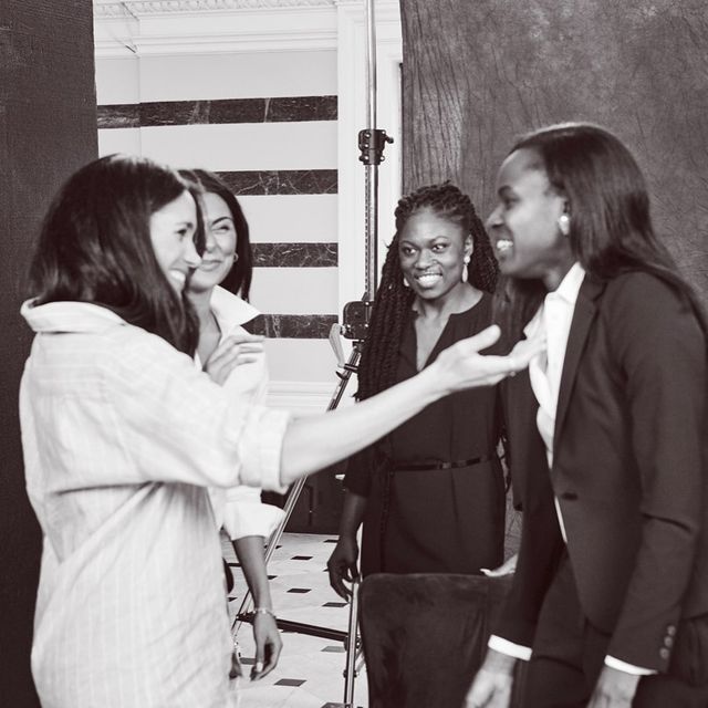 Меган Маркл представила колекцію ділового одягу - фото 354726