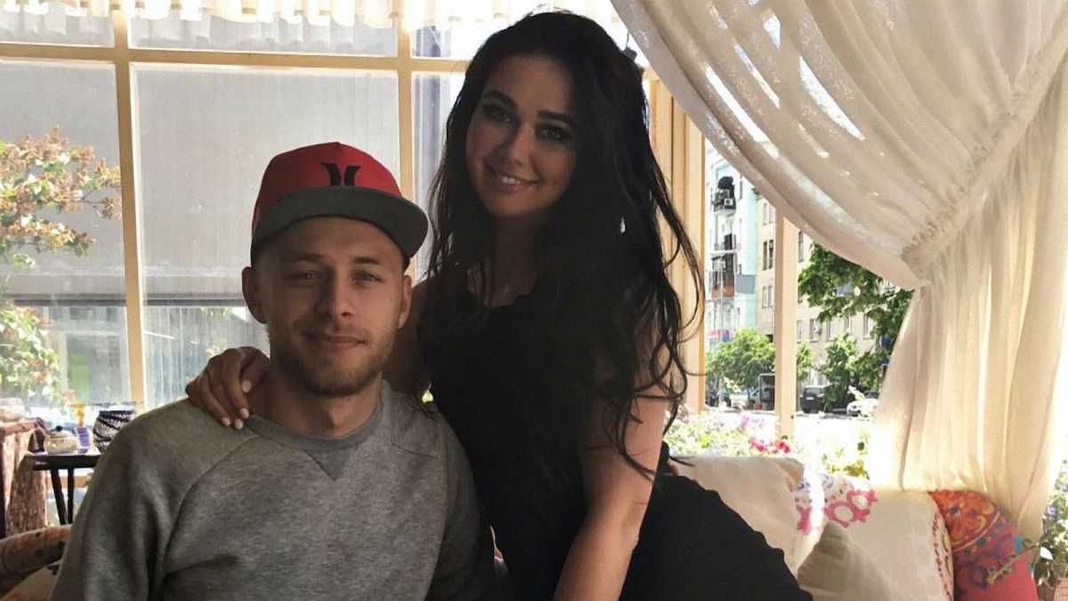 Оголена дружина гравця Шахтаря вразила пікантними кадрами