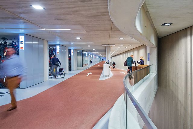 Як виглядає найбільший у світі велопарк: ефектні кадри з Нідерландів - фото 354878