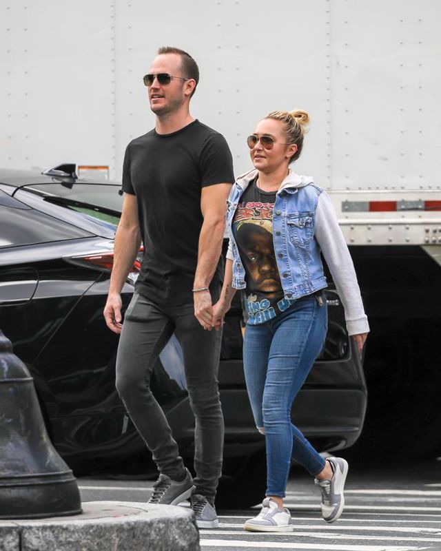 Колишня наречена Володимира Кличка закрутила новий роман - фото 355161