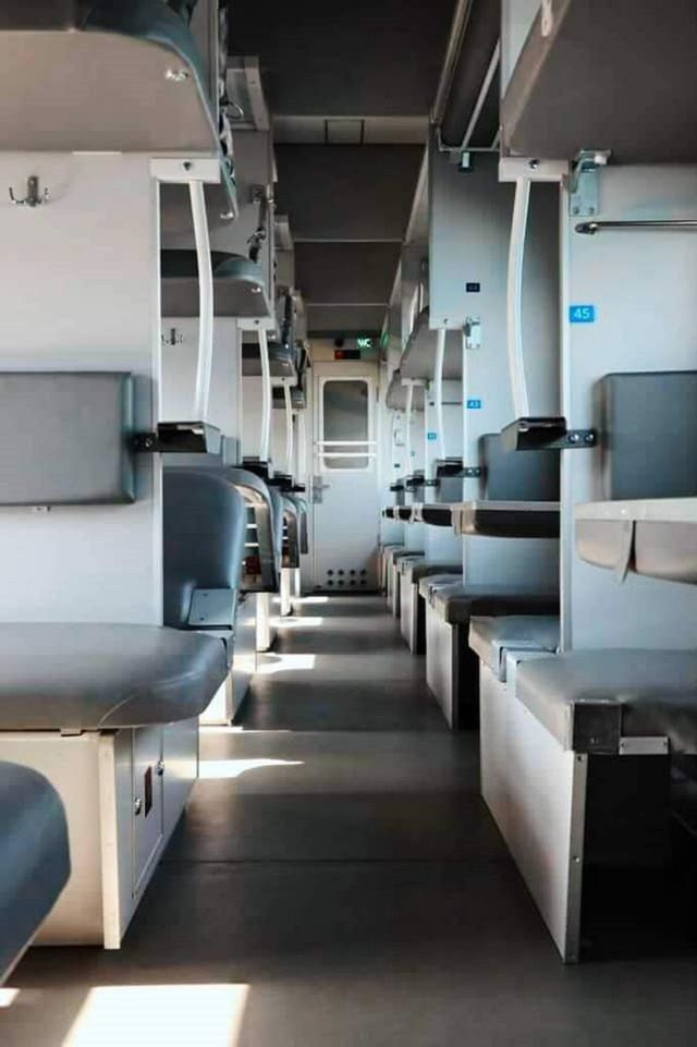 В Укрзалізниці показали найдорожчий плацкартний вагон: фото - фото 355164