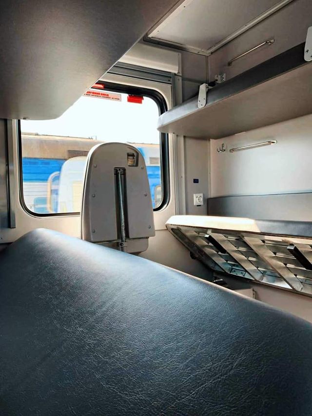 В Укрзалізниці показали найдорожчий плацкартний вагон: фото - фото 355167