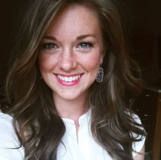 Дівчина з'їла свій перстень уві сні: її переслідували грабіжники - фото 355444