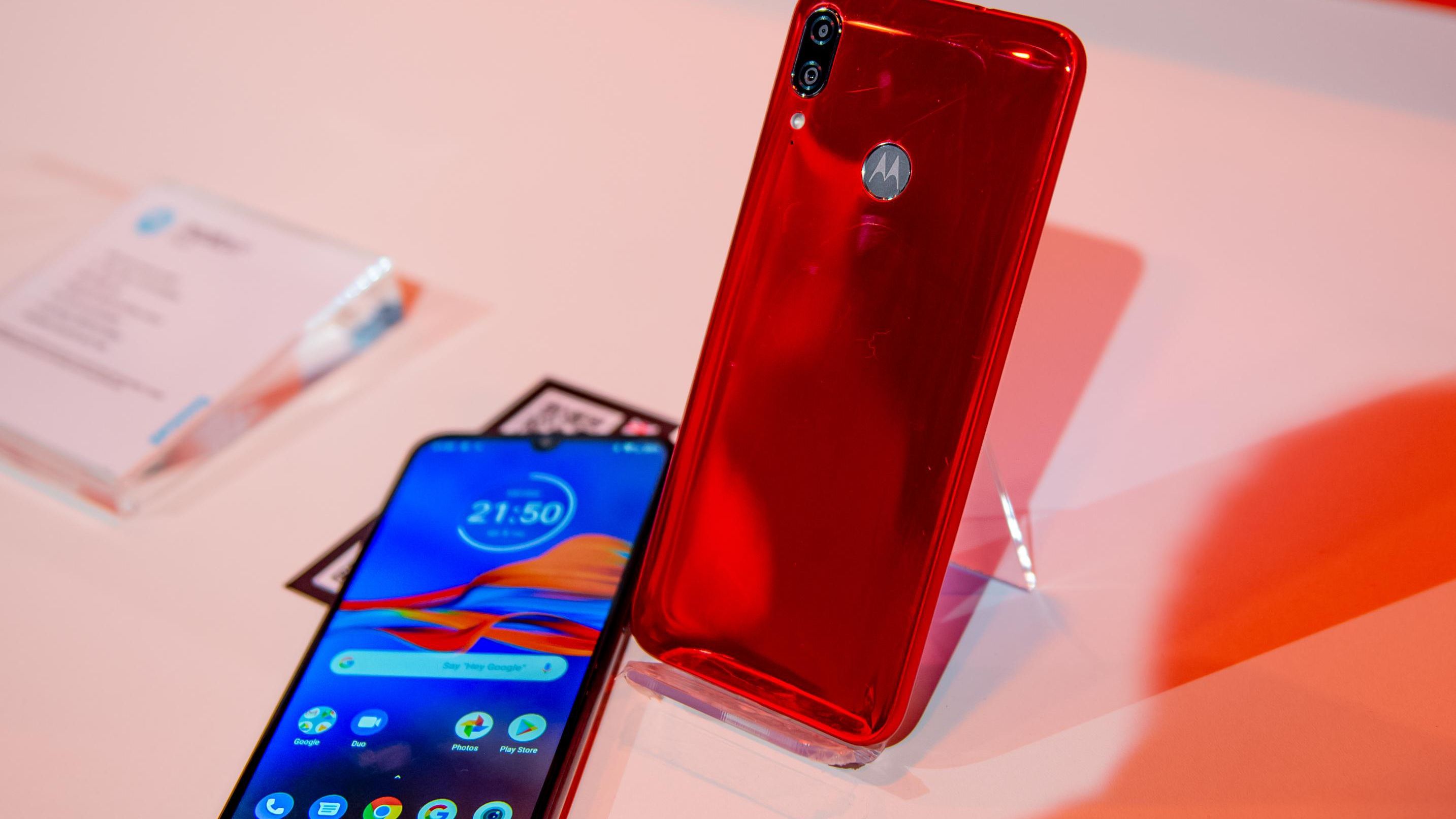 Motorola анонсувала бюджетний Moto E6s