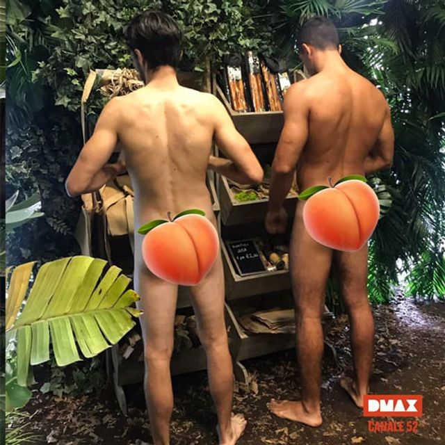 У Мілані з'явився магазин тільки з голими продавцями (18+) - фото 356067