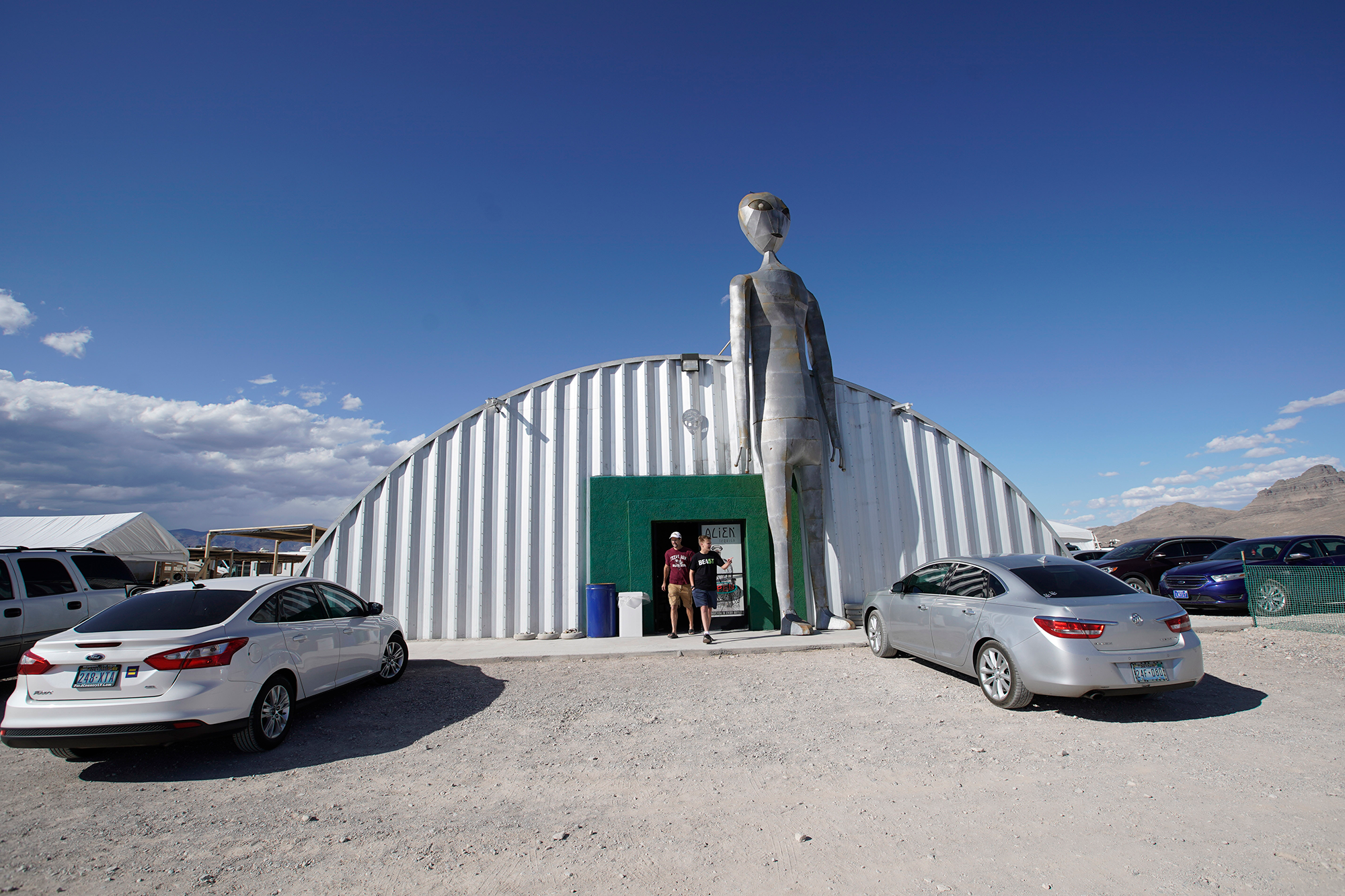 Штурм Зони 51: онлайн трансляція божевілля, яке розпочалось зі звичайного мему