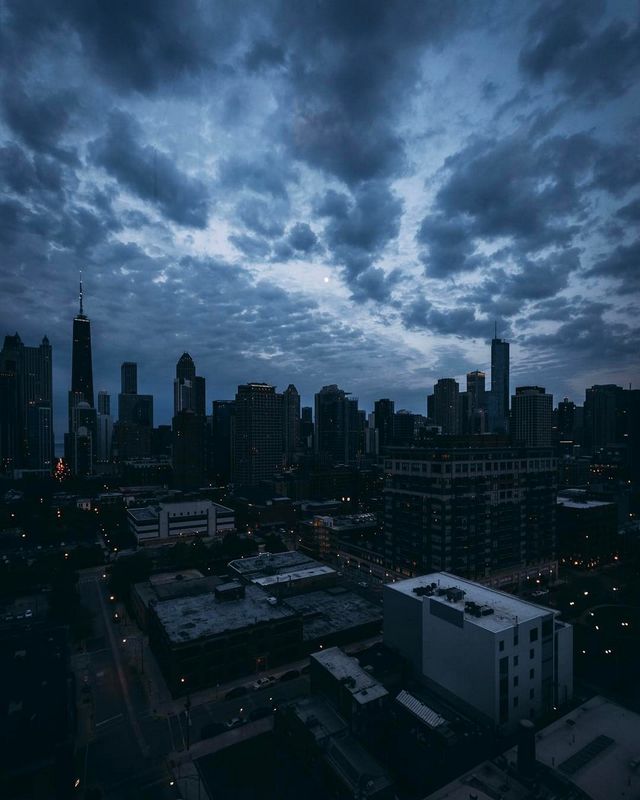 Таємничі вуличні фото від інженера, які змушують затримати погляд - фото 356468