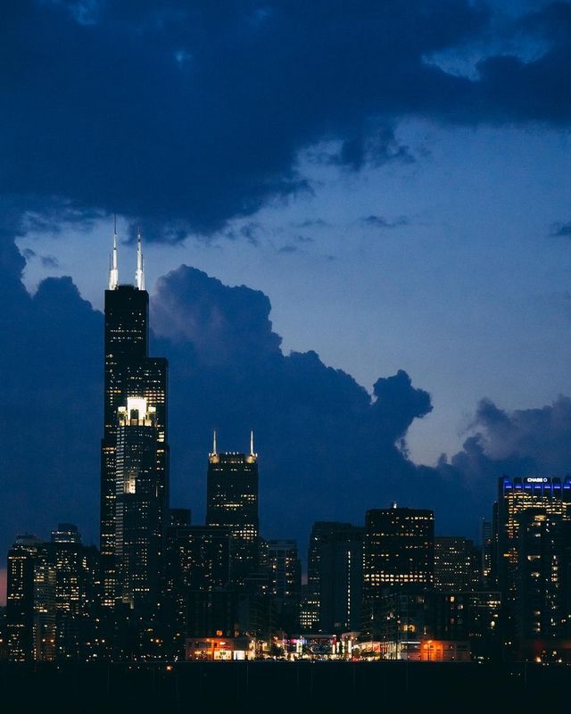 Таємничі вуличні фото від інженера, які змушують затримати погляд - фото 356474