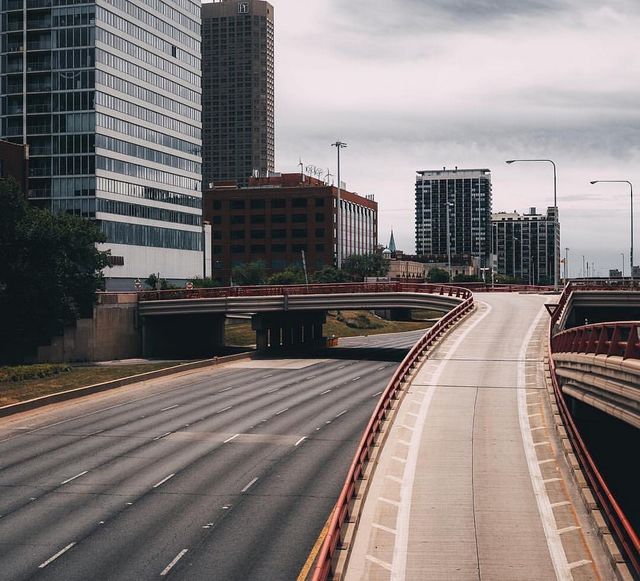 Таємничі вуличні фото від інженера, які змушують затримати погляд - фото 356477