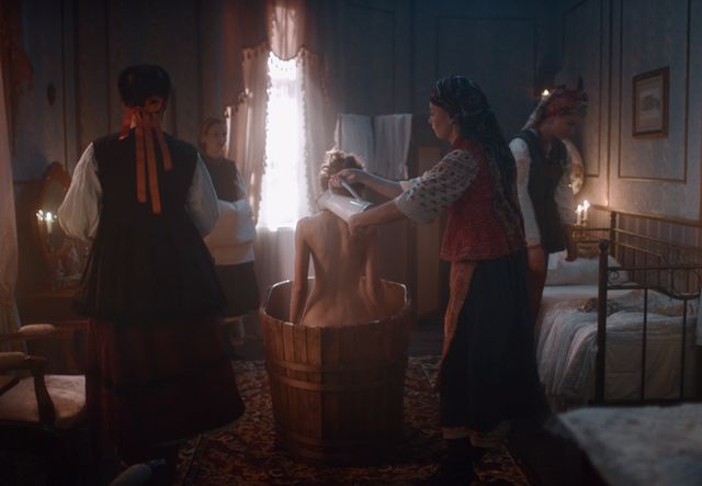 Зірка серіалу Кріпосна Катерина знялася повністю оголеною (18+) - фото 356582