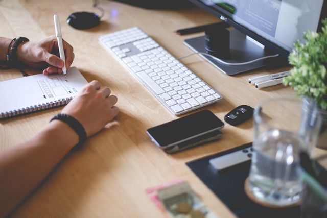 Написане від руки значно краще запам'ятовується - фото 356910