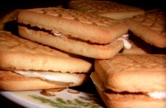 10 смачних делікатесів із дитинства, які викличуть у вас ностальгію - фото 357063