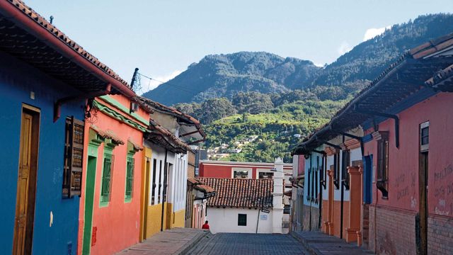 Українці отримали безвіз з ще однією південноамериканською країною - фото 357232