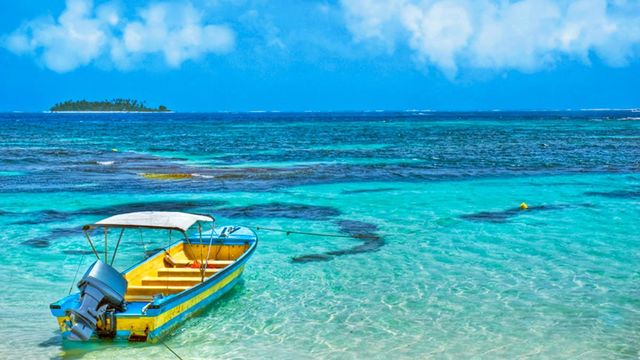 Українці отримали безвіз з ще однією південноамериканською країною - фото 357240