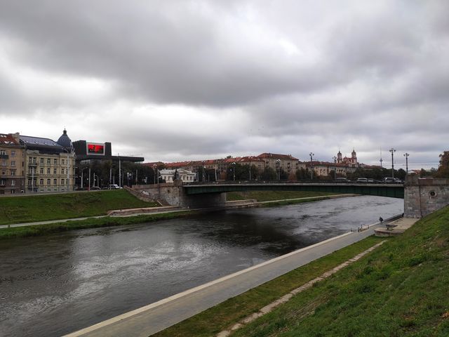 Машину вже купив? Затишний і доброзичливий Вільнюс, який треба побачити на власні очі - фото 357260