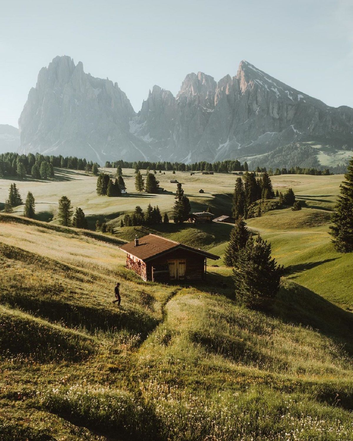 Американець побував у 45 країнах і надихає на мандри: яскраві фото