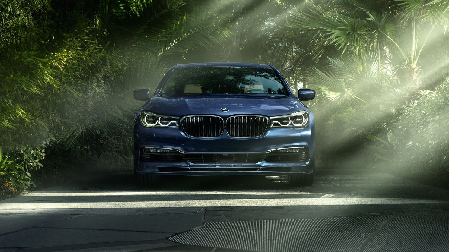 BMW Alpina B7 xDrive - фото 1