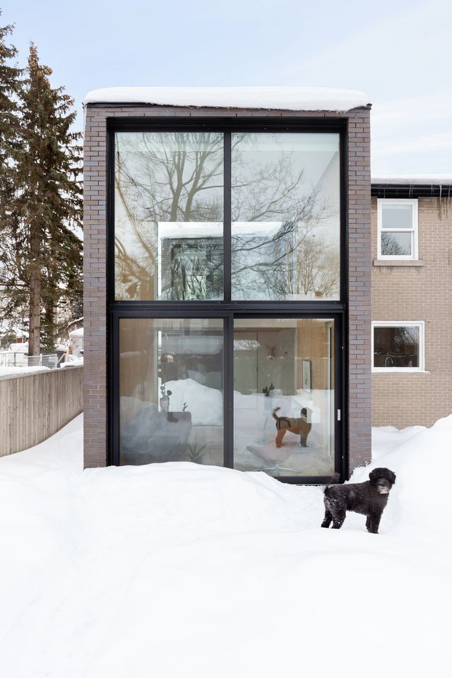 Архітектори перетворили дім 1950-х років у сучасне житло: фото - фото 358459