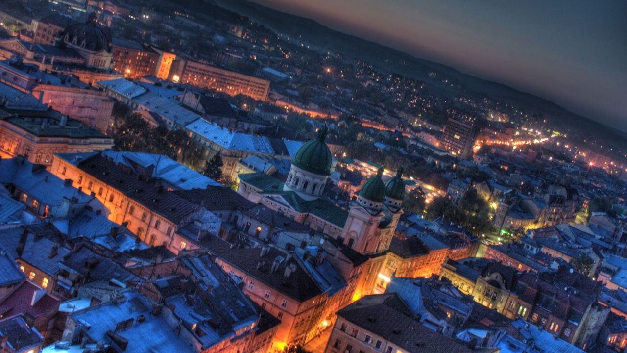 Скільки витрачають іноземці під час подорожей в Україну