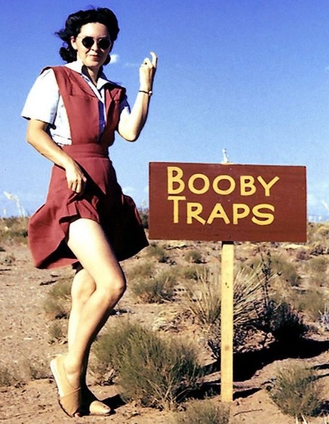 Як розважалися дівчата у середині ХХ століття - фото 358799